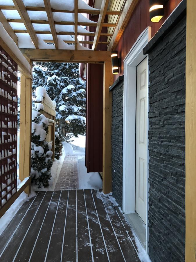 Eileen'S Bed & Breakfast/Guest House Hay River Exterior photo